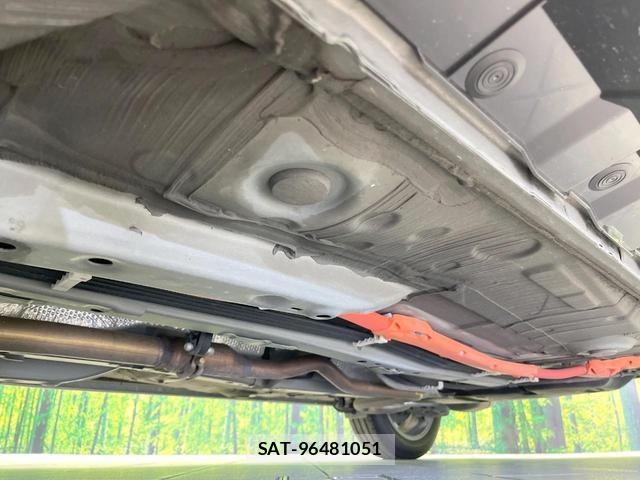 Toyota AQUA 2019-12 8282630-17