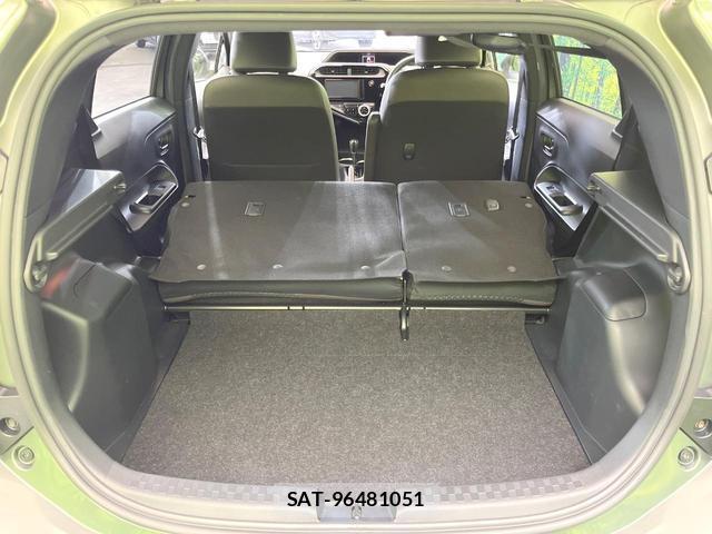 Toyota AQUA 2019-12 8282630-9