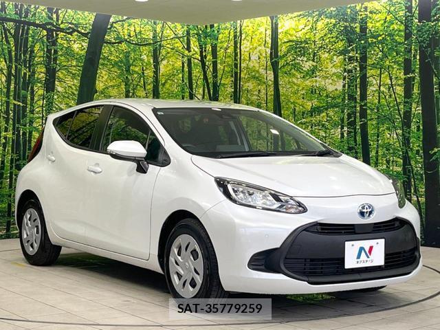 Toyota AQUA 2023-06 8282660-15