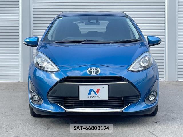 Toyota AQUA 2017-11 8282856-12