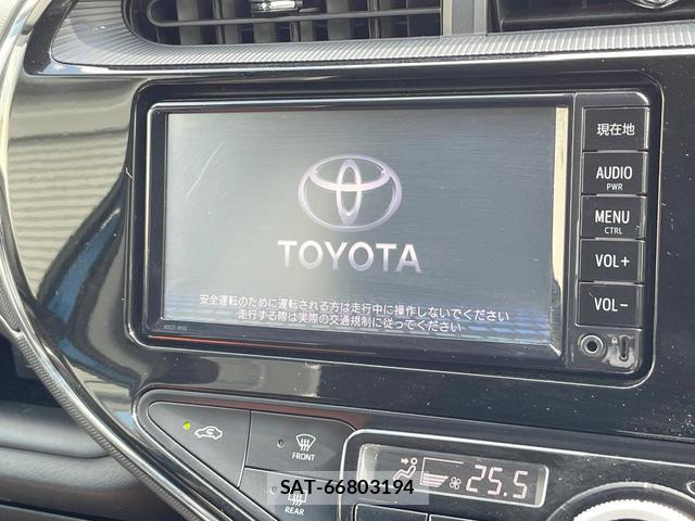 Toyota AQUA 2017-11 8282856-2