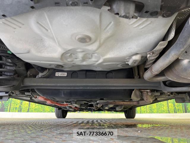 Toyota AQUA 2015-09 8283019-19