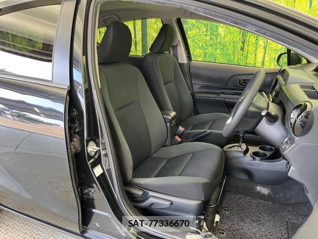 Toyota AQUA 2015-09 8283019-8
