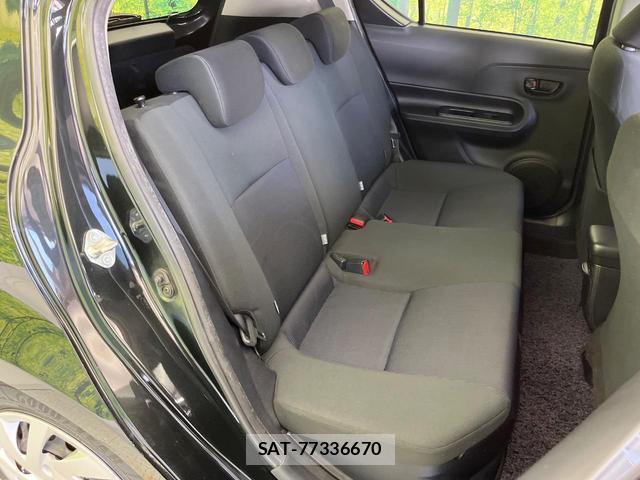 Toyota AQUA 2015-09 8283019-9
