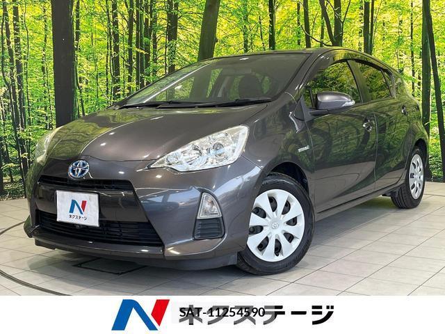 Toyota AQUA 2014-05 8283271-0