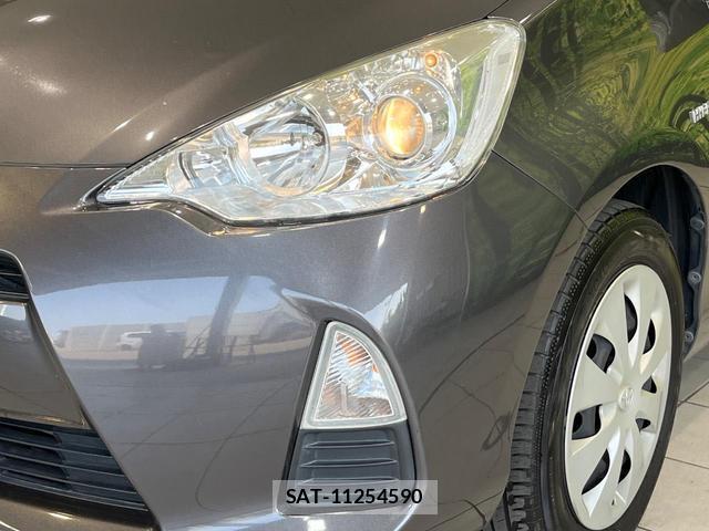 Toyota AQUA 2014-05 8283271-11