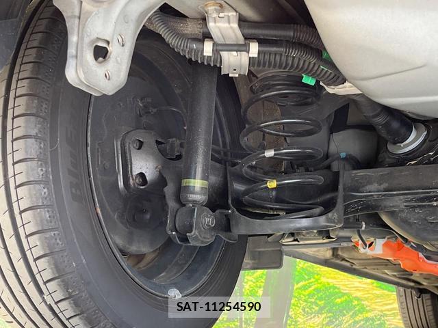 Toyota AQUA 2014-05 8283271-19