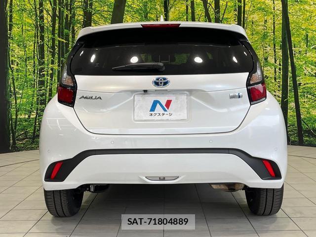 Toyota AQUA 2023-07 8283278-14