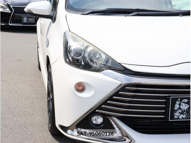Toyota AQUA 2017-05 8283411-12
