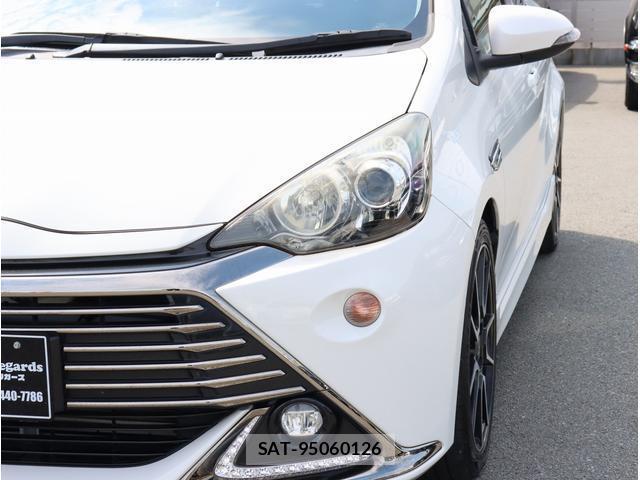 Toyota AQUA 2017-05 8283411-13
