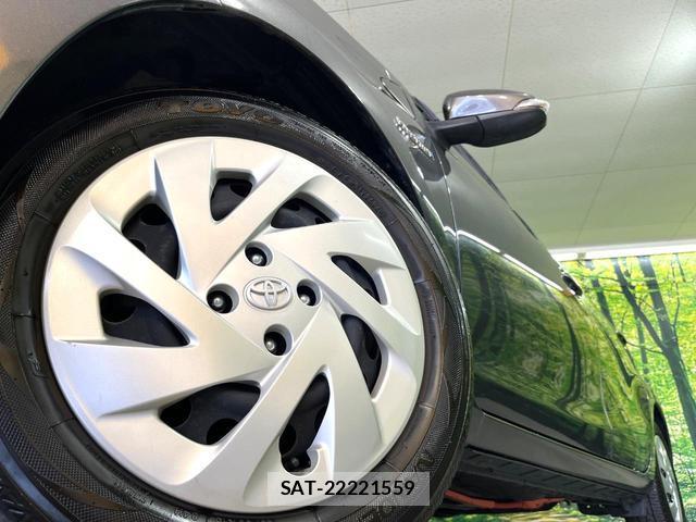 Toyota AQUA 2018-07 8283485-12
