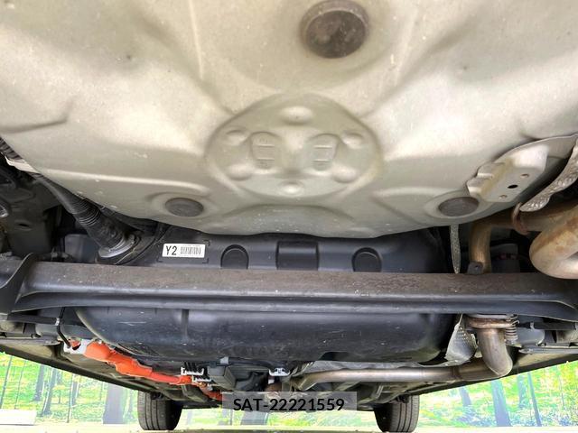 Toyota AQUA 2018-07 8283485-18