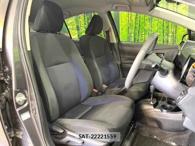 Toyota AQUA 2018-07 8283485-7