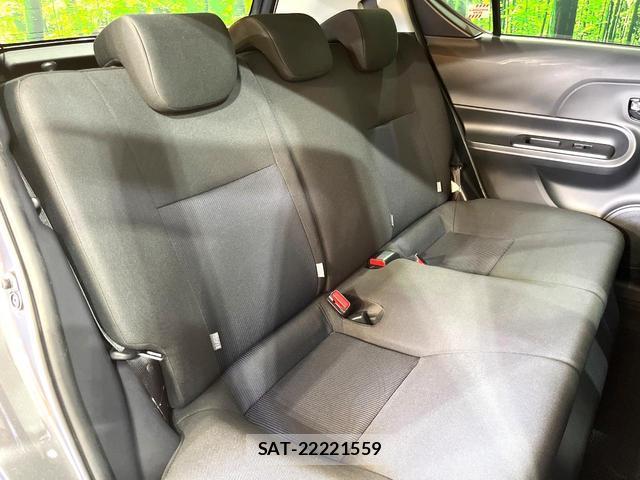 Toyota AQUA 2018-07 8283485-8