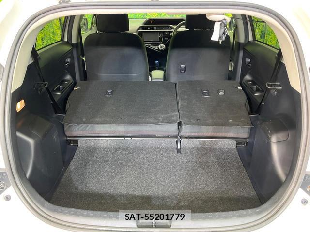 Toyota AQUA 2017-03 8283609-10