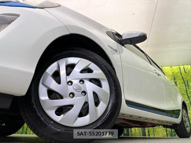 Toyota AQUA 2017-03 8283609-12