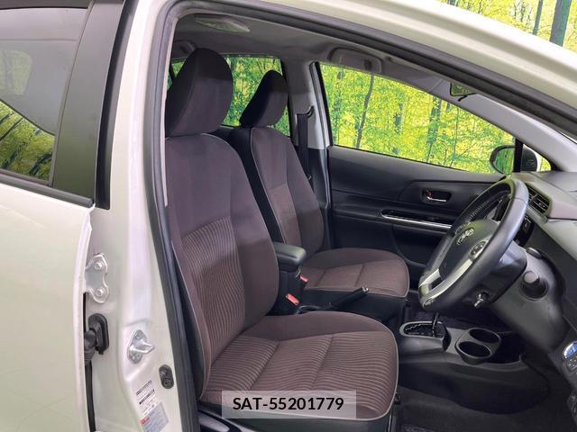 Toyota AQUA 2017-03 8283609-8