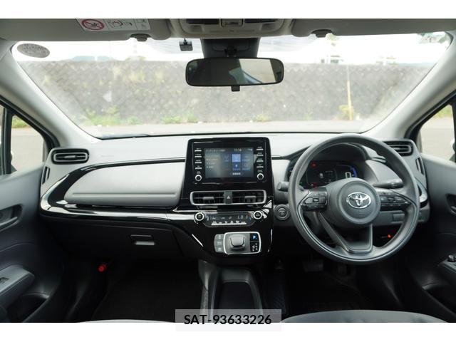 Toyota AQUA 2024-07 8283744-4