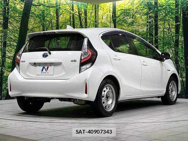 Toyota AQUA 2020-06 8283812-16