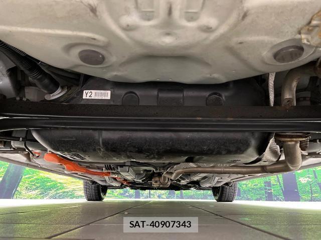 Toyota AQUA 2020-06 8283812-18