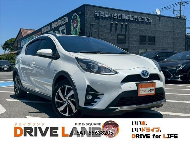Toyota AQUA 2019-07 8283959-0