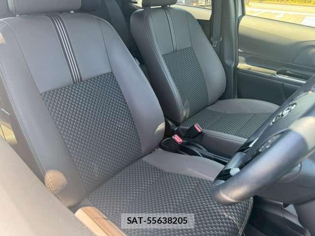 Toyota AQUA 2019-07 8283959-4