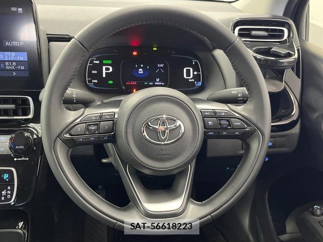 Toyota AQUA 2023-02 8284013-10