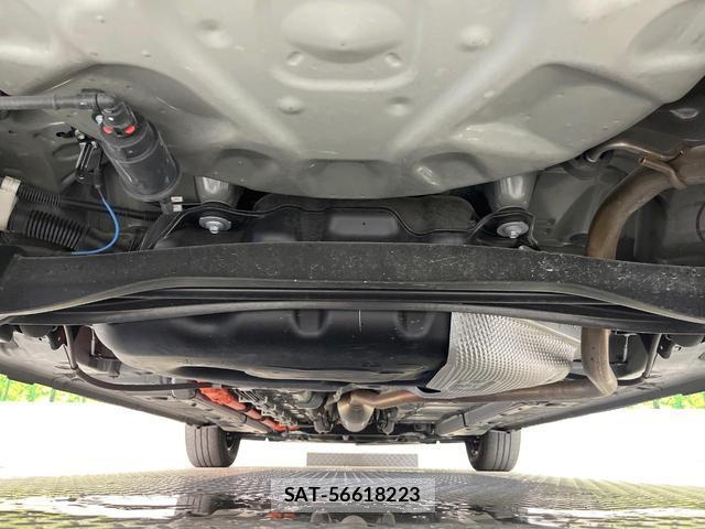 Toyota AQUA 2023-02 8284013-18