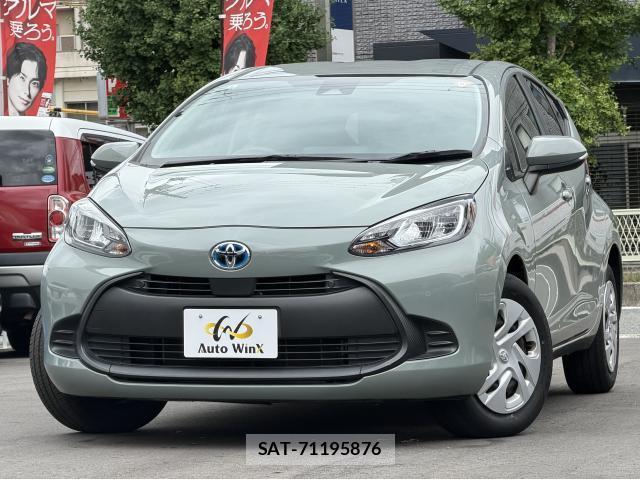 Toyota AQUA 2022-06 8284098-0
