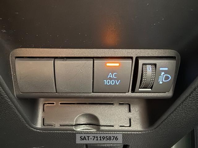 Toyota AQUA 2022-06 8284098-16