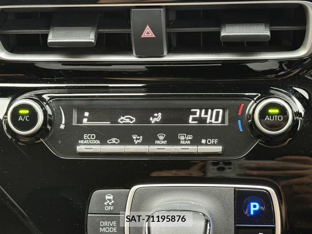 Toyota AQUA 2022-06 8284098-17