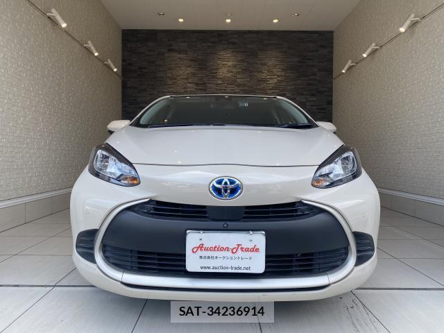 Toyota AQUA 2021-10 8284335-19