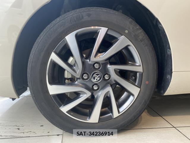 Toyota AQUA 2021-10 8284335-8