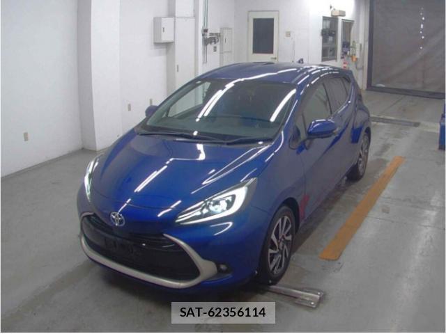 Toyota AQUA 2021-09 8284765-0