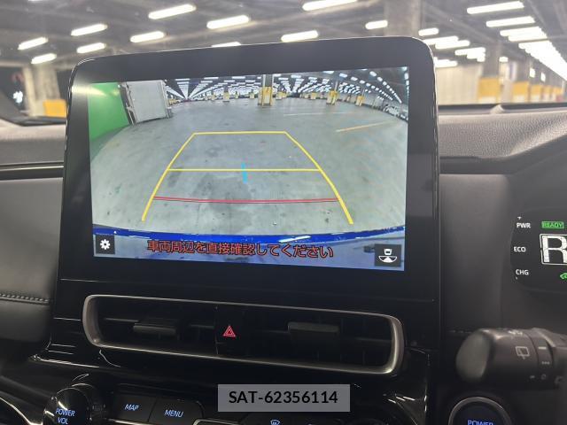 Toyota AQUA 2021-09 8284765-11