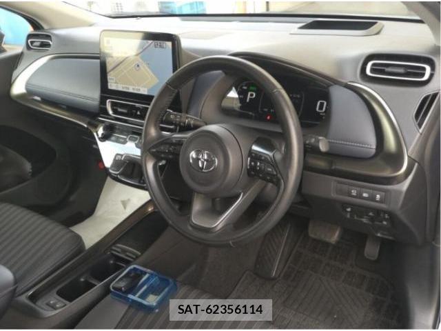 Toyota AQUA 2021-09 8284765-2