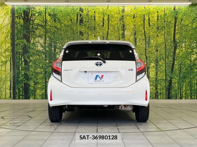 Toyota AQUA 2021-06 8284928-14