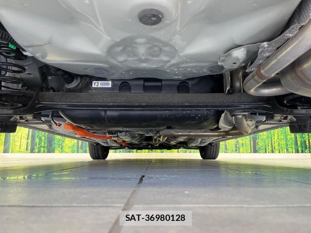 Toyota AQUA 2021-06 8284928-18