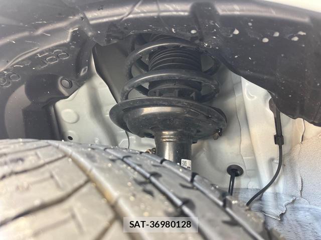 Toyota AQUA 2021-06 8284928-19