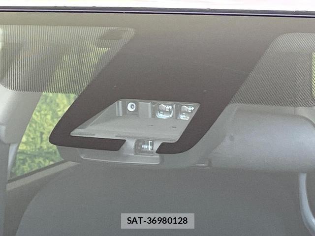 Toyota AQUA 2021-06 8284928-2