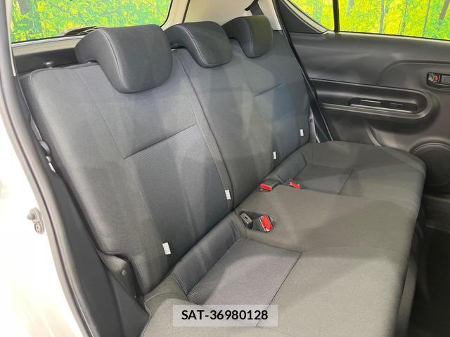 Toyota AQUA 2021-06 8284928-8
