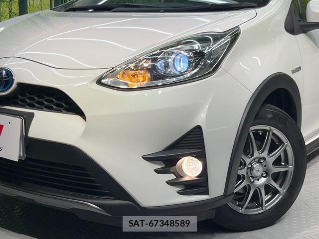 Toyota AQUA 2018-02 8284950-11