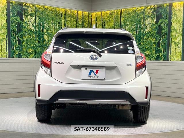 Toyota AQUA 2018-02 8284950-14