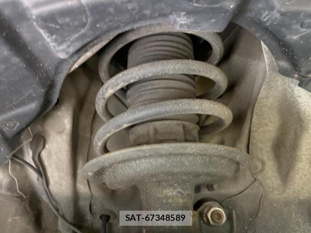 Toyota AQUA 2018-02 8284950-19