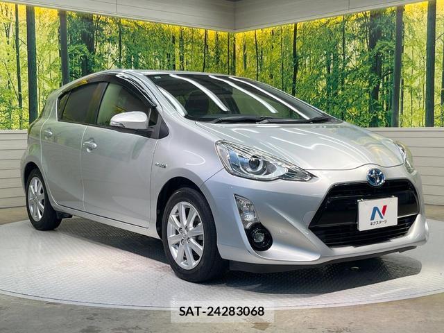 Toyota AQUA 2015-10 8284960-15