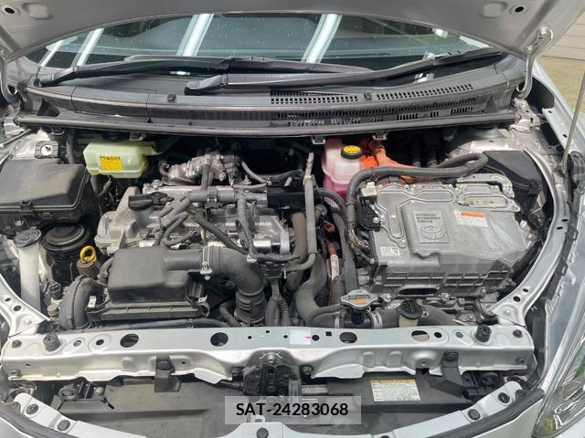 Toyota AQUA 2015-10 8284960-17