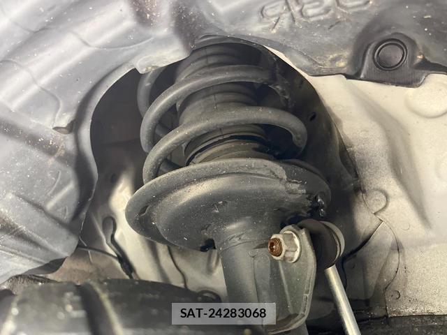 Toyota AQUA 2015-10 8284960-19