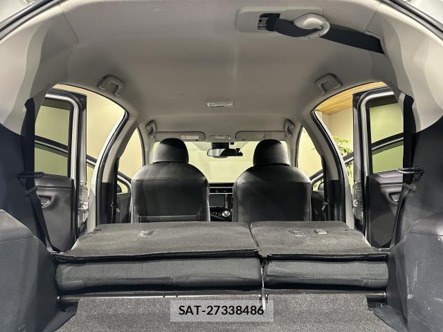Toyota AQUA 2016-04 8285081-16