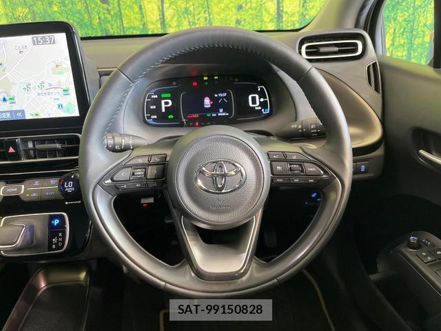 Toyota AQUA 2021-07 8285160-10