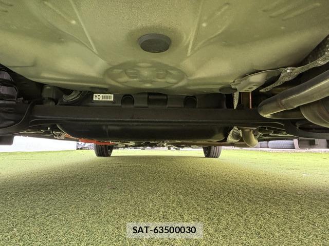 Toyota AQUA 2012-12 8285481-8